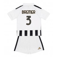 Stroje piłkarskie Juventus Gleison Bremer #3 Koszulka Podstawowej dla dzieci 2026-27 Krótki Rękaw (+ szorty)